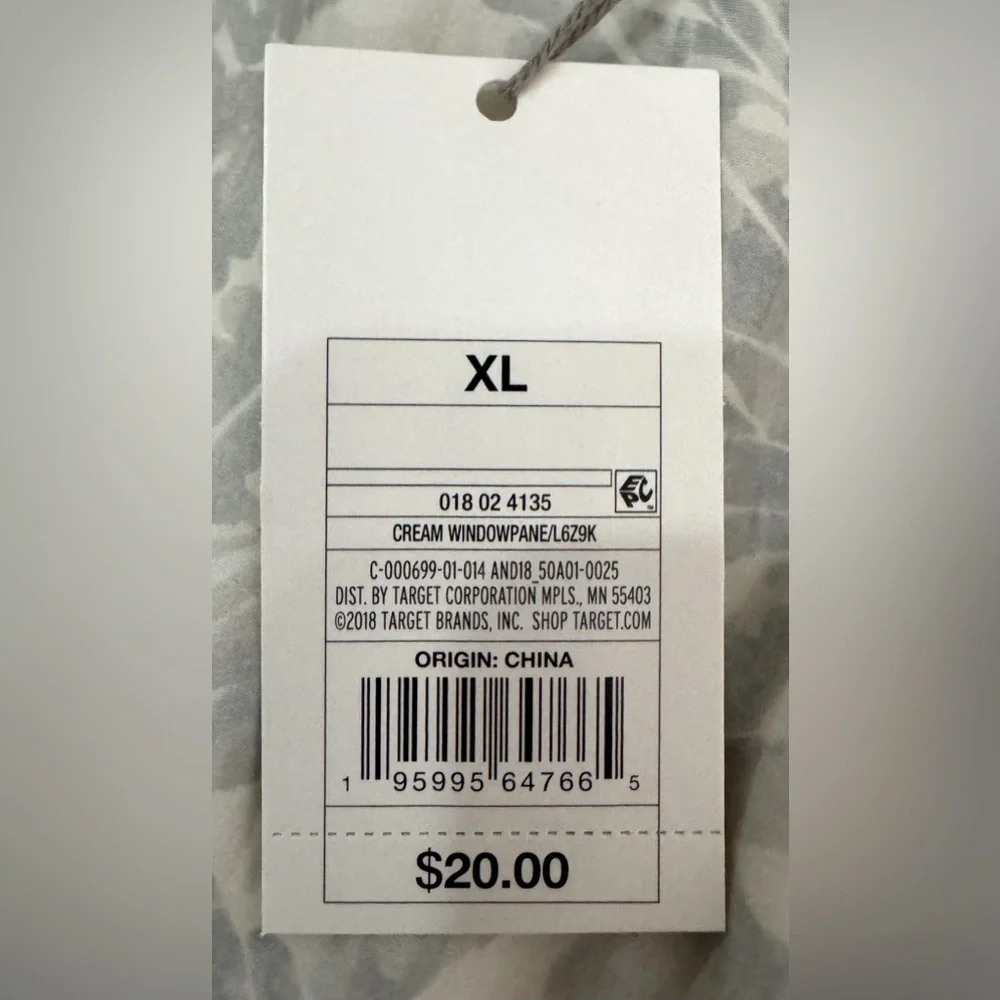 NWT Cream Windowpane Top (XL)